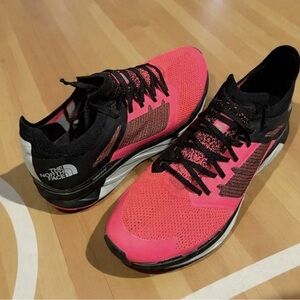 North Face Vectiv Flight Trail Running Shoes Mens 11 Coral Pink Black